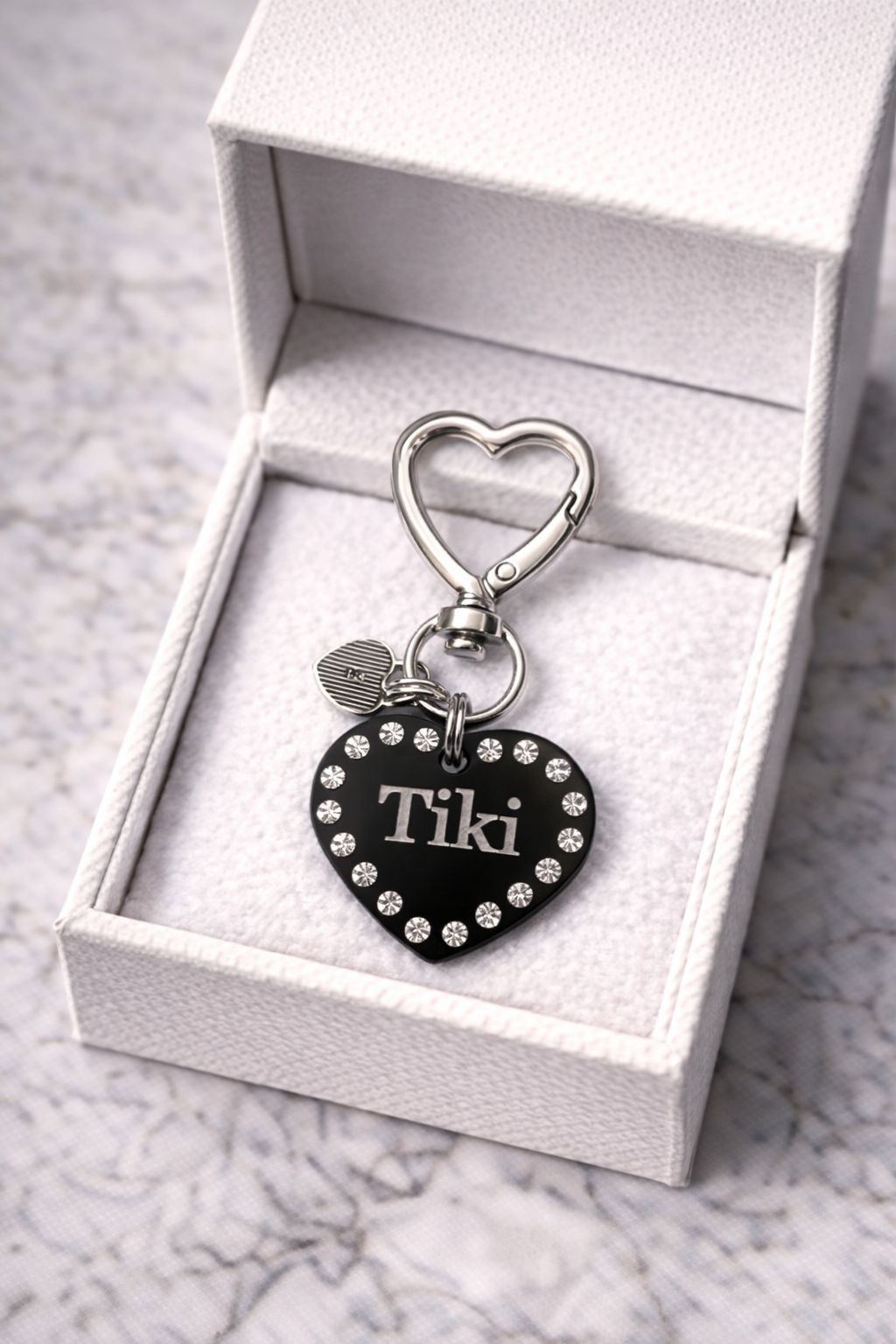 Hondenpenning Stras liefde